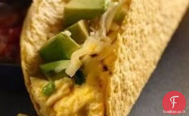 Tacos per la colazione a base di uova di formaggio
