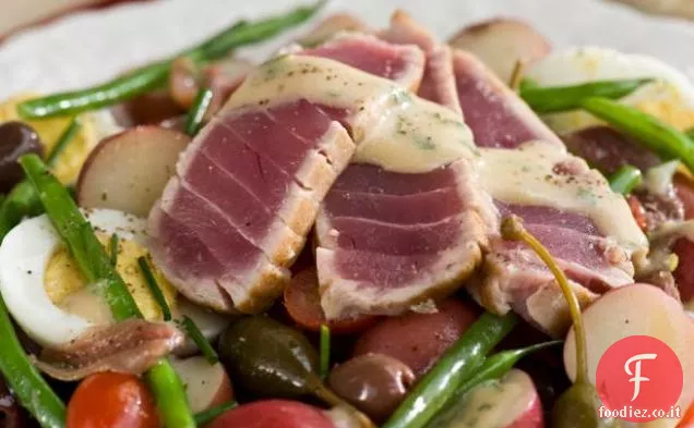 Insalata Nicoise con Tonno scottato