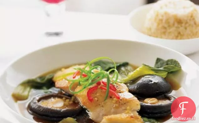Cernia brasata con Zenzero, funghi Shiitake e peperoncini