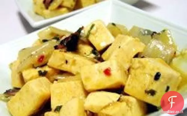 Tofu al curry tailandese
