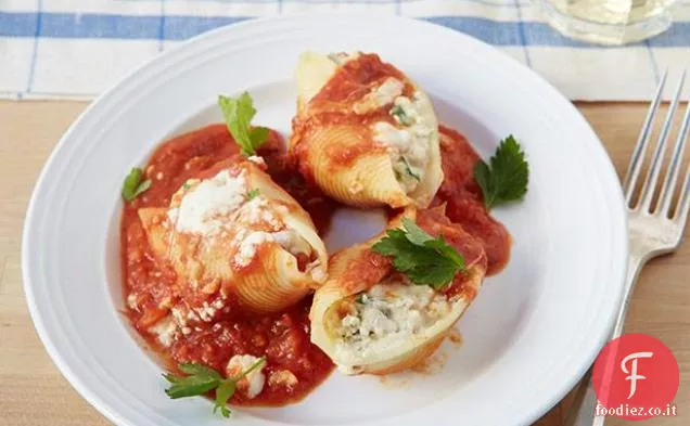Gusci ripieni di Tacchino e carciofo con Salsa all'Arrabbiata