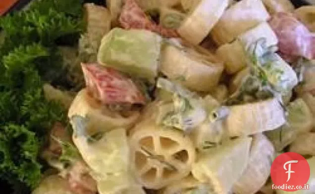 Insalata di pasta di cetrioli