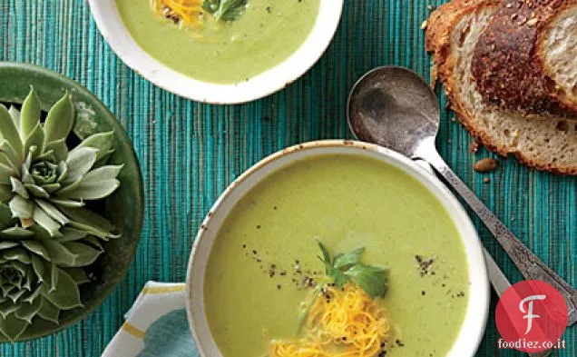 Zuppa di broccoli e formaggio