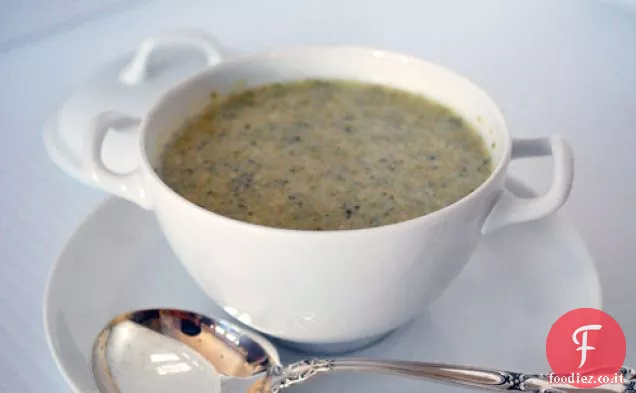 Zuppa di broccoli di formaggio