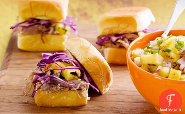 Panino di maiale tirato BBQ hawaiano con gusto di ananas alla griglia
