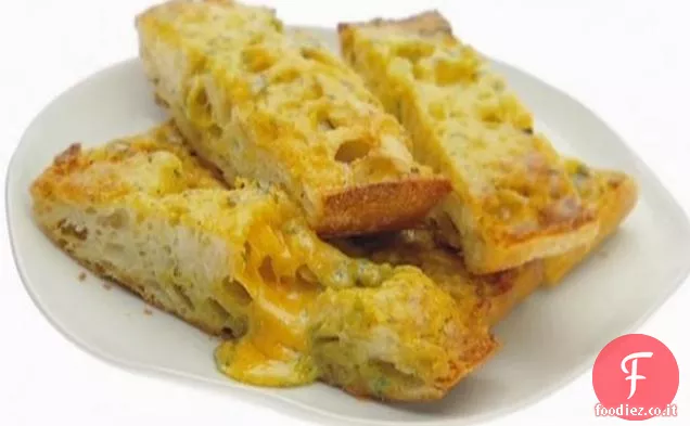 Pane cheddar e scalogno