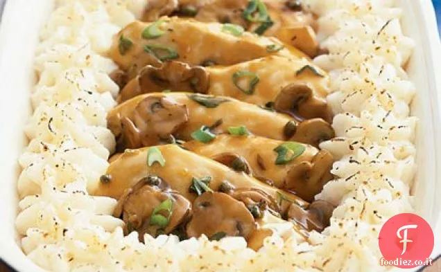 Petto di pollo e casseruola di funghi