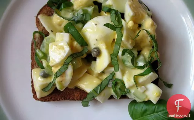Insalata di uova al limone con Basilico e capperi