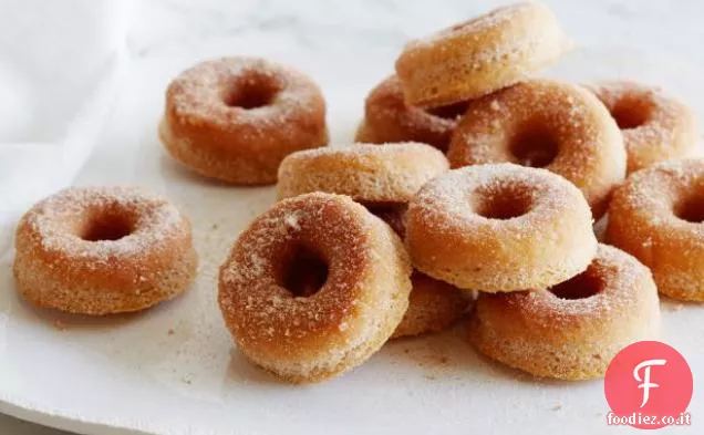 Ciambelle al forno alla cannella