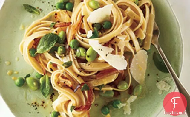 Fettuccine con Edamame, Menta e Pecorino
