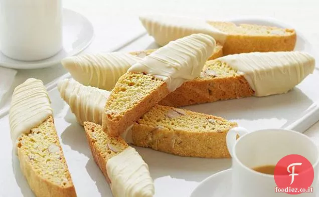 Biscotti di Mandorle e Limone immersi nel Cioccolato Bianco