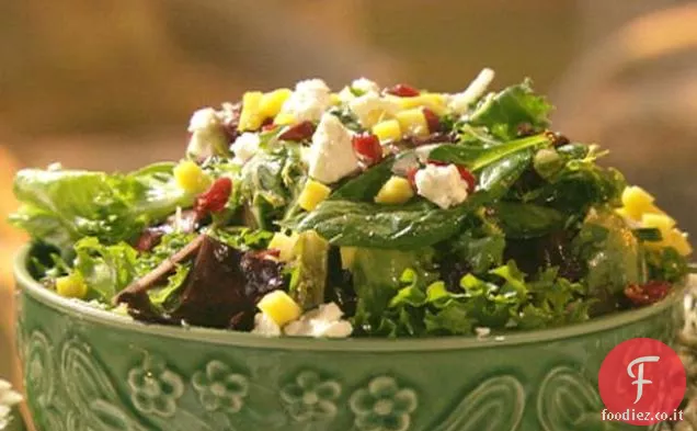 George di Tybee Verdi misti gettati nel miele Vinaigrette