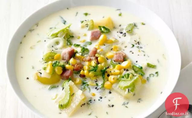 Zuppa di mais e prosciutto