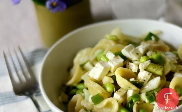 Insalata di pasta Edamame e cavolfiore con Feta