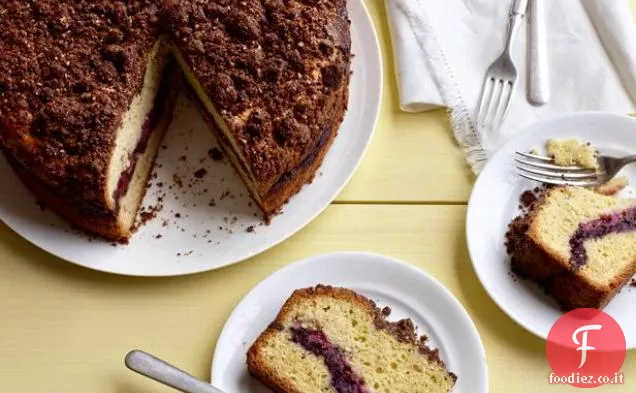 Torta al caffè al cioccolato e ciliegia