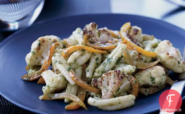 Pasta con Pesto di Cavolfiore, Peperoni e Noci
