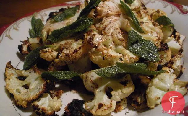 Cavolfiore alla griglia, salvia e burro marrone