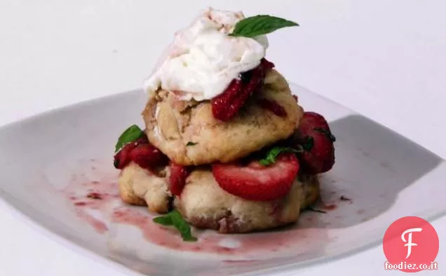 Shortcakes fragola impilati