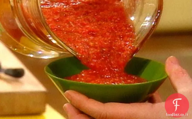 Gazpacho di pepe rosso grintoso