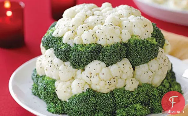 Torre di broccoli e cavolfiori