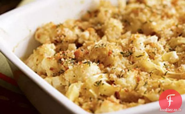 Noodle all'uovo pepato, formaggio contadino e gratin di cavolfiore