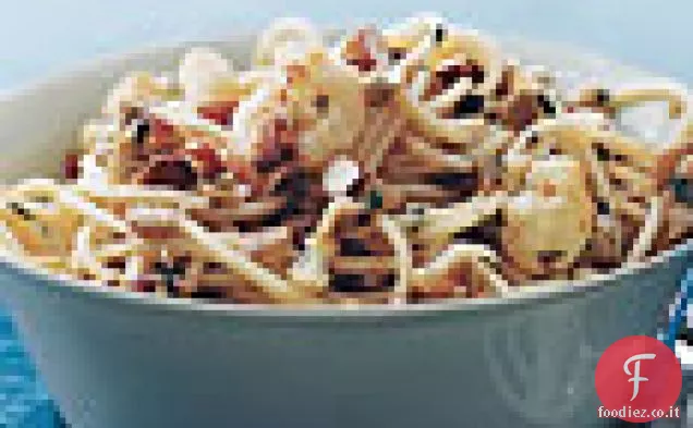 Spaghetti con Cavolfiore, Olive Verdi e Mandorle