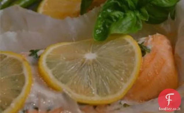 Salmone al forno pergamena