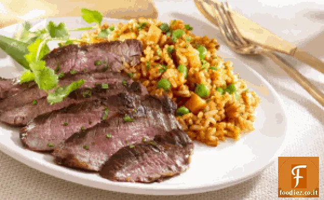 Bistecca alla griglia con riso al pomodoro rosso