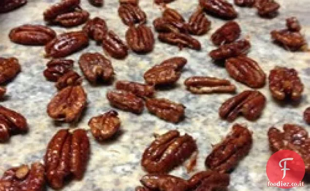 Morsi di pecan glassati
