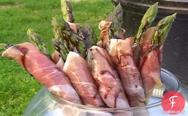 Asparagi avvolti con Prosciutto