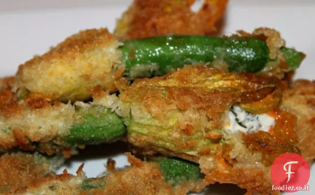 Panko - Fiori di zucca in crosta con Feta e pinoli