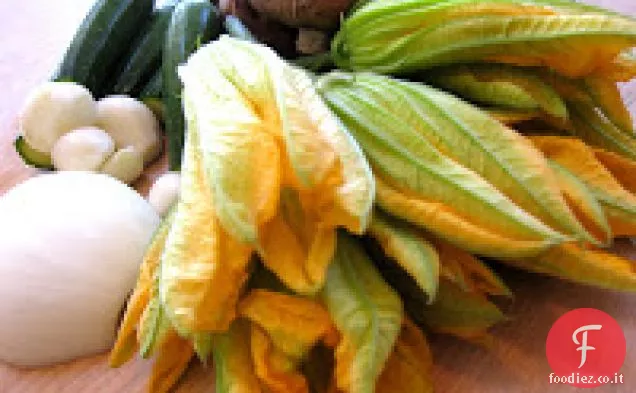 Risotto Con Mercato Contadino Fiori di Zucca Freschi E Baby Zucc