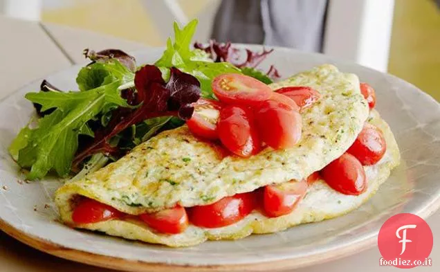 Frittata di albume alle erbe con pomodori