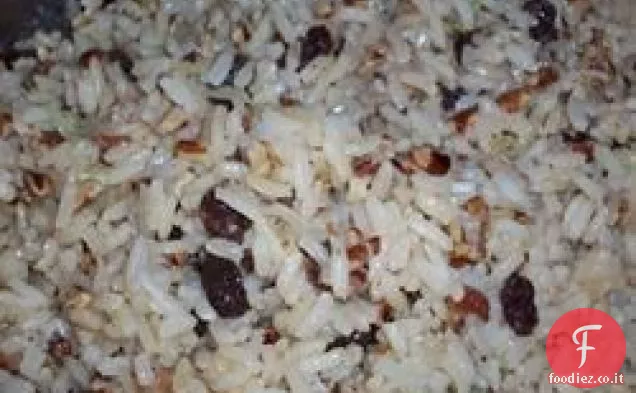Riso alcolico con noci e bacche