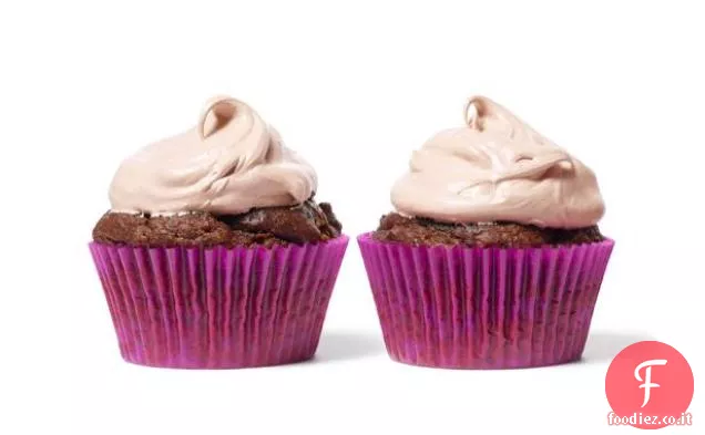 Cupcakes al cioccolato con glassa di meringa