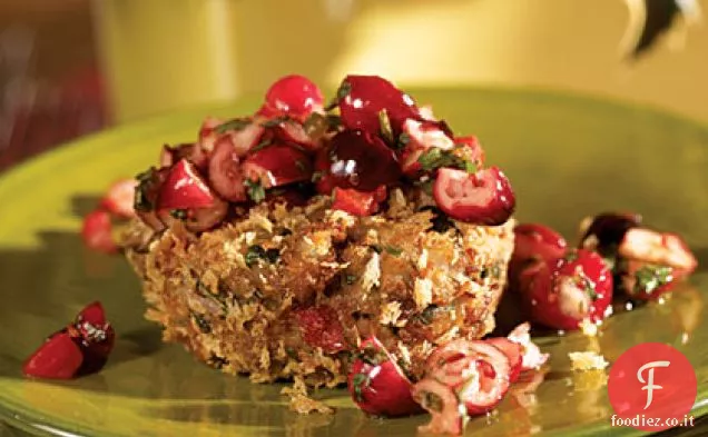 Torte di piselli dagli occhi neri con salsa di mirtilli rossi e pepe rosso