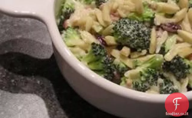Insalata di broccoli al curry