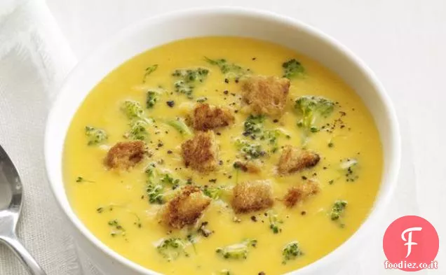 Zuppa di broccoli e cheddar
