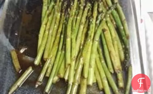 Gustosi asparagi alla brace