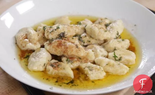 Gnocchi al Mascarpone e Limone con Salsa al Burro e Timo