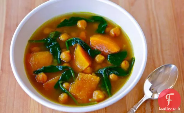 Zuppa vegana di zucca e ceci