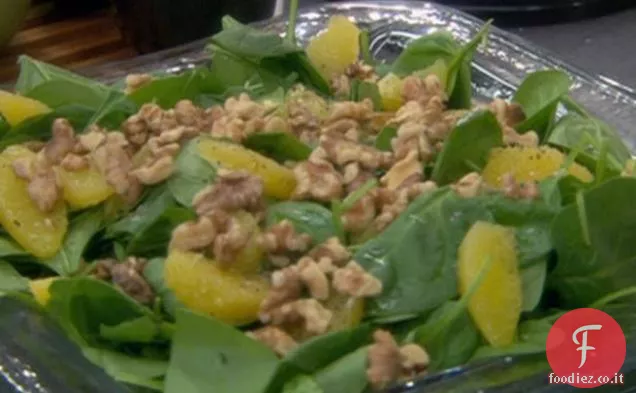 Insalata di spinaci e noci con Vinaigrette di timo