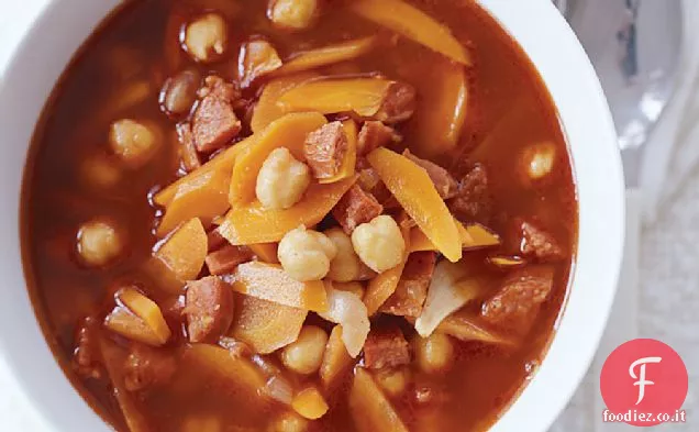 Zuppa di ceci con Chorizo e Paprika affumicata
