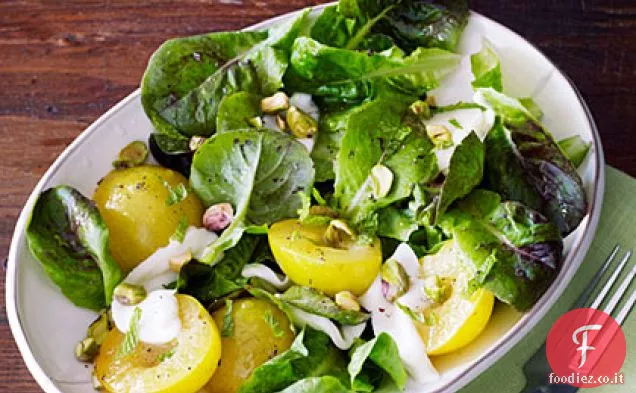 Insalata di Prugne verdi con Menta e pistacchi