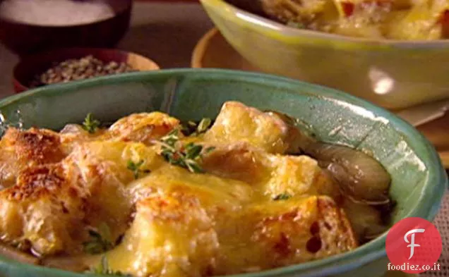 Zuppa di Cipolle con Fontina e Timo