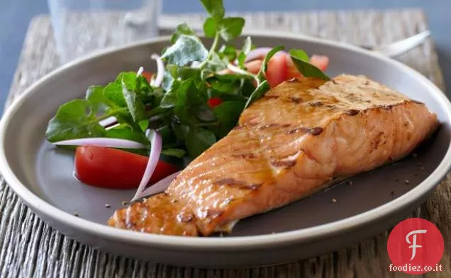 Salmone con zucchero di canna e glassa di senape