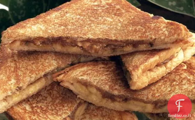 Panino al burro di arachidi e banana fritto di Paula