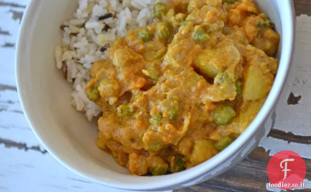 Curry di cocco di patate, igname e ceci