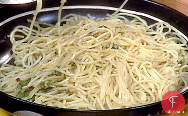 Spaghetti con Zucchine e Aglio
