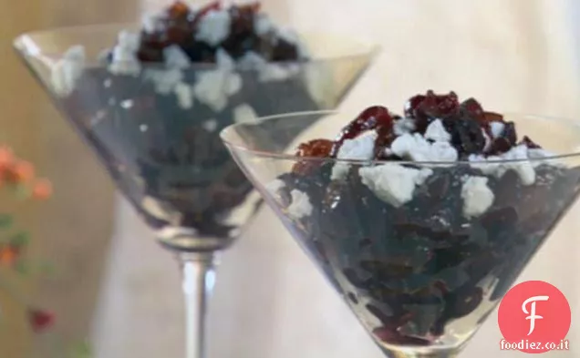 Composta di frutta secca con formaggio di capra